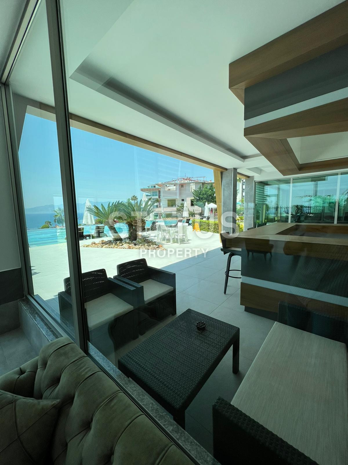 Two-room apartment on the first coastline in Kargicak, 70 m2 фото 20