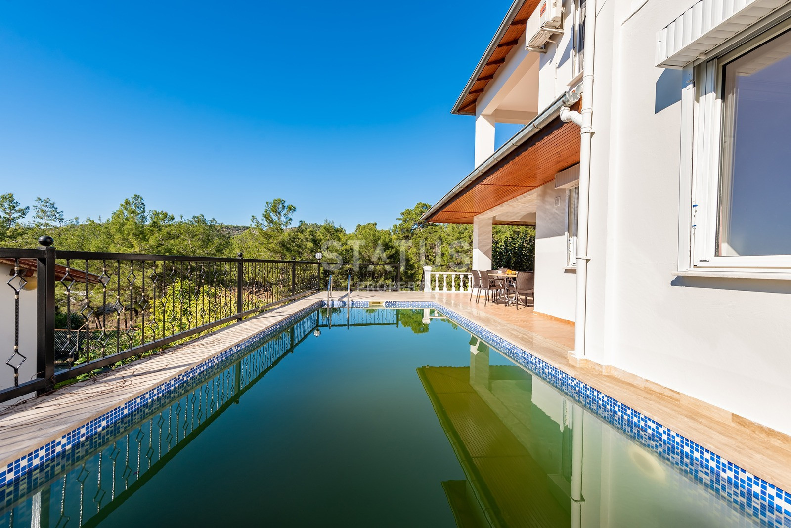 Отдельная вилла с тремя спальнями и бассейном в районе Авсаллар, 185 м2 фото 10