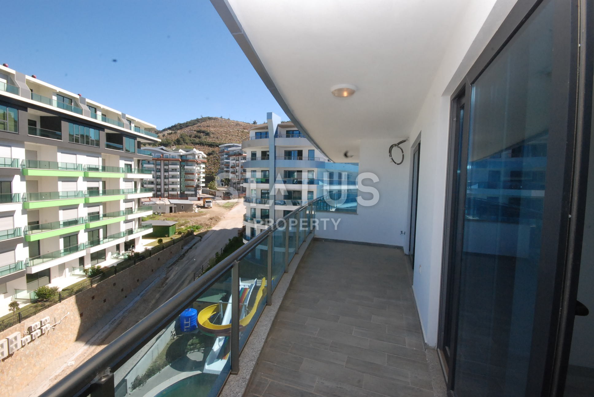 New apartments 1+1 in a complex with a swimming pool, Kargicak, 65 m2 фото 8