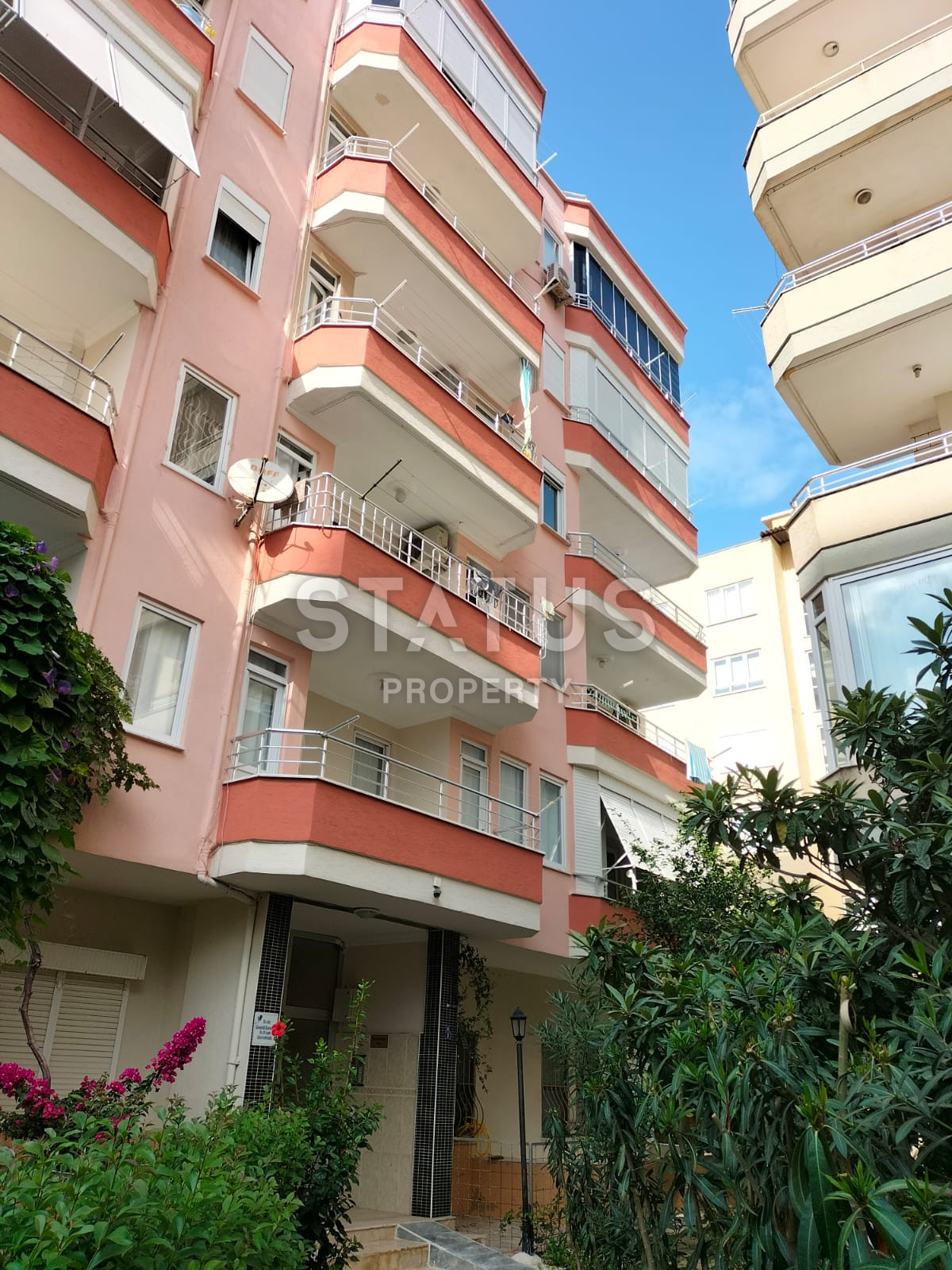 Трёхкомнатная квартира в 50м от моря в Махмутларе. 85м2 фото 1