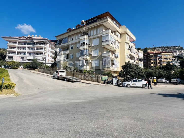 Трёхкомнатная квартира в спальной части Аланьи. 110м2 фото 1