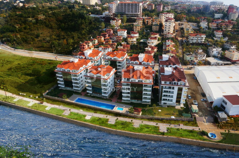 Двухкомнатная меблированная квартира в близи реки Дим в Кестеле. 60м2 фото 1