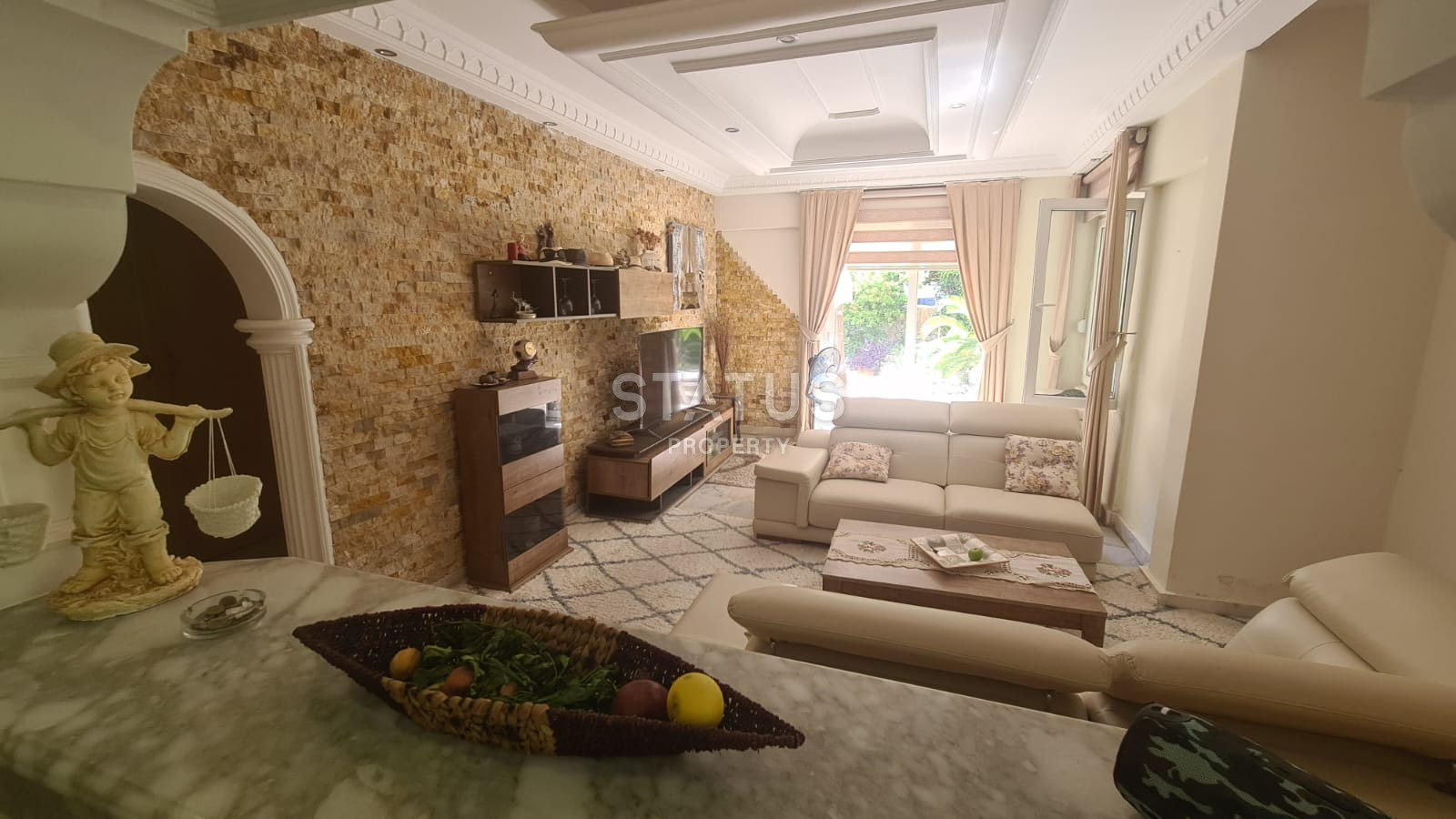 Three-room furnished apartment 200m from the sea in OBA. 90m2 фото 5