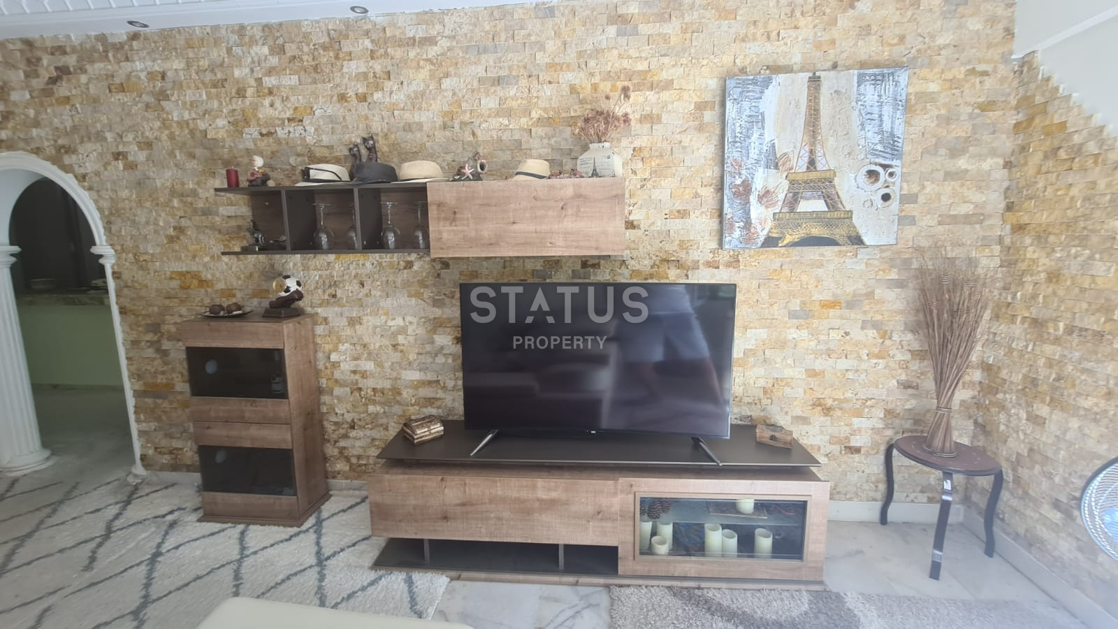 Three-room furnished apartment 200m from the sea in OBA. 90m2 фото 7