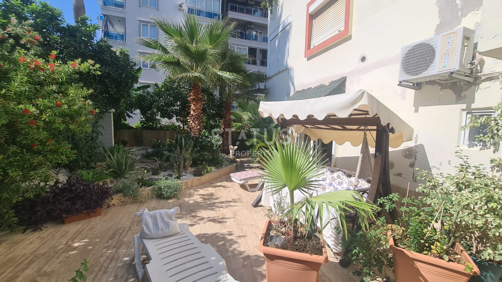 Three-room furnished apartment 200m from the sea in OBA. 90m2 фото 28