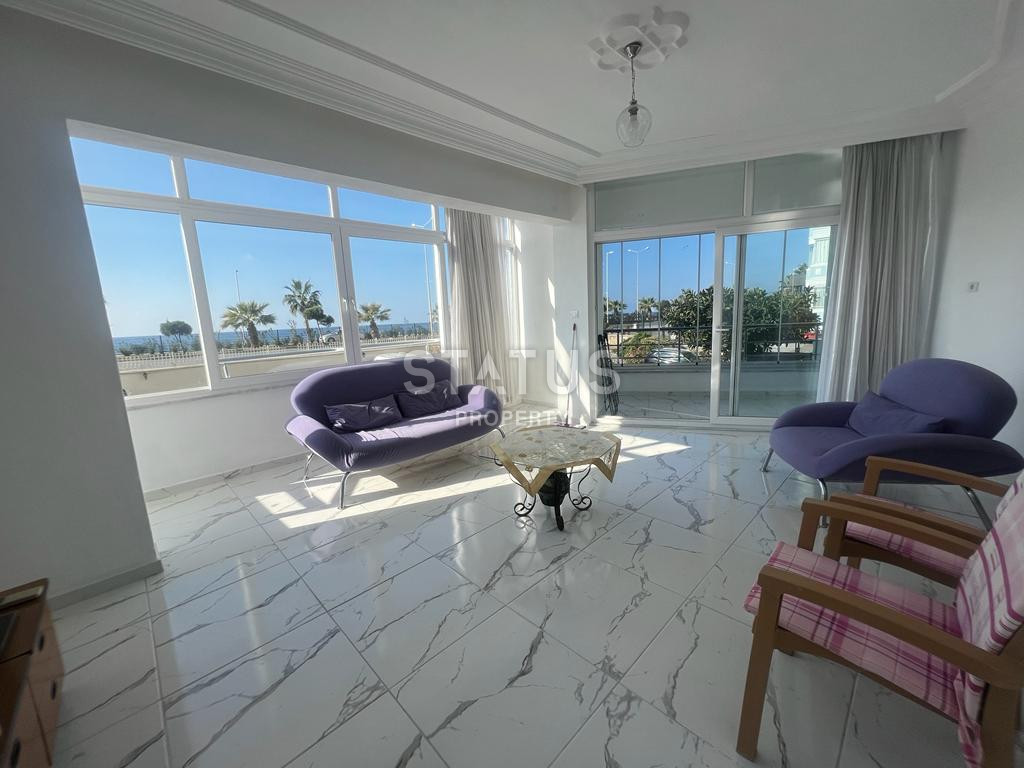 Bright spacious apartment in the first coastline in Mahmutlar. 110m2 фото 5