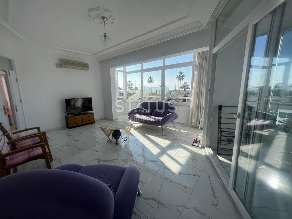 Bright spacious apartment in the first coastline in Mahmutlar. 110m2 фото 6