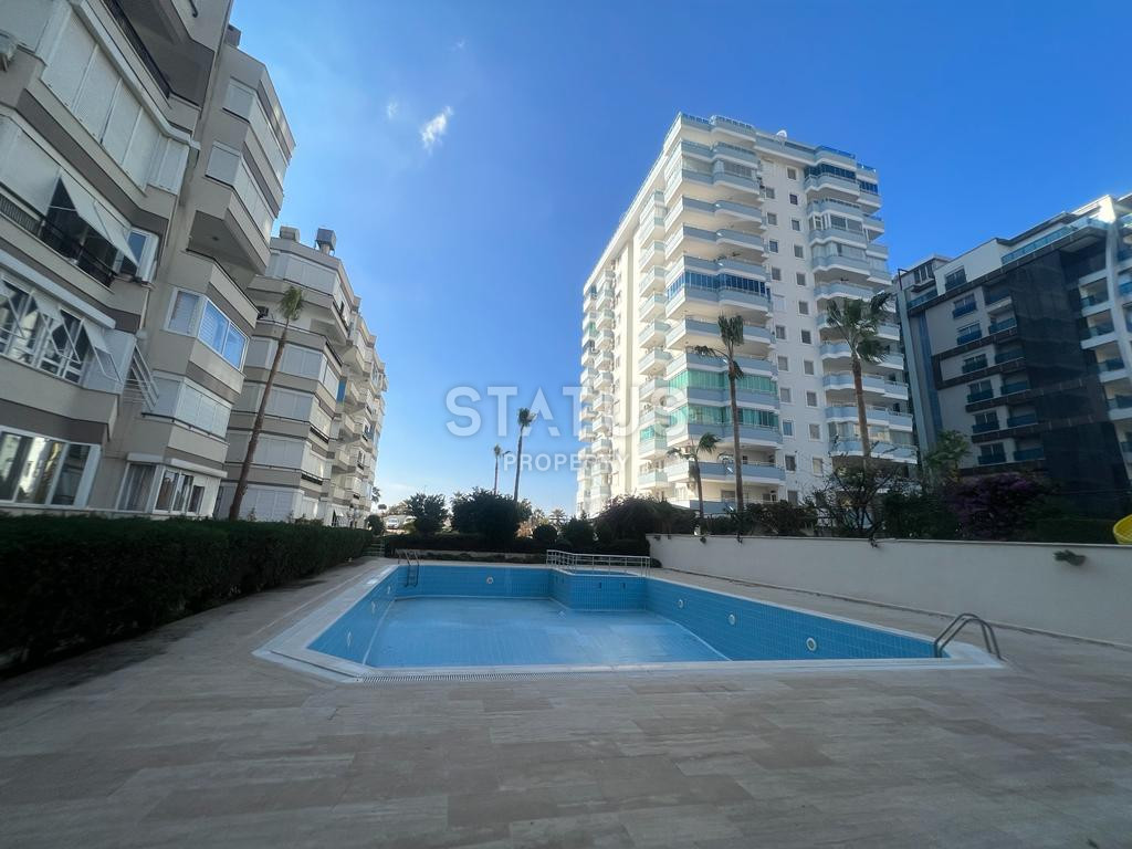 Bright spacious apartment in the first coastline in Mahmutlar. 110m2 фото 16