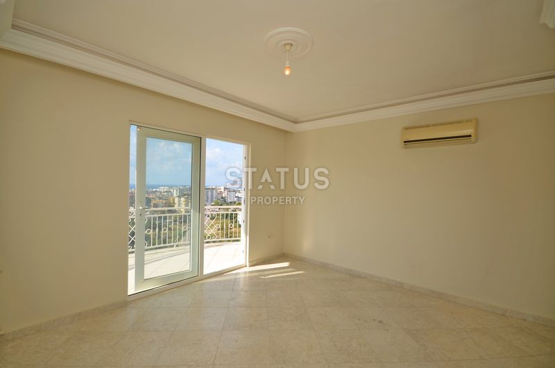 Spacious three-room apartment with sea and Kale views in Tosmur area, 120 m2 фото 8