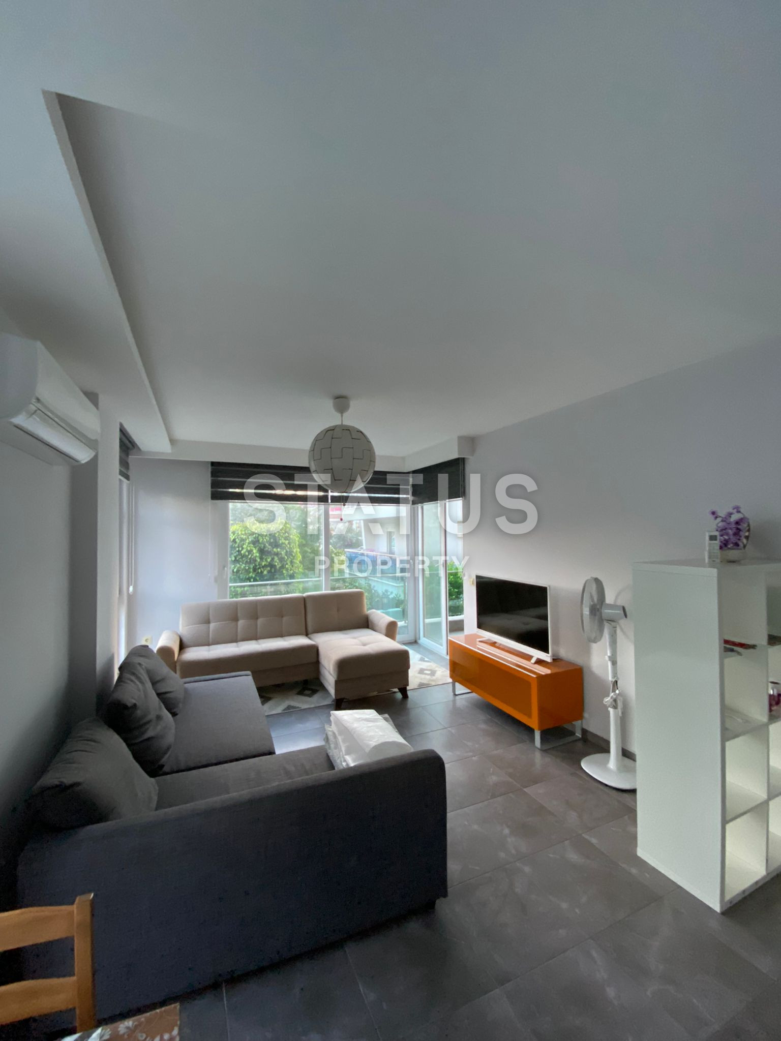 Bright furnished apartment 150m from the sea in OBA. 60m2 фото 3