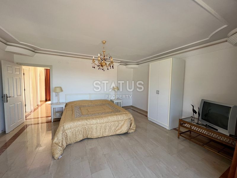 Двухуровневая квартира 4+1 в районе Махмутлар, 250 м2 фото 16