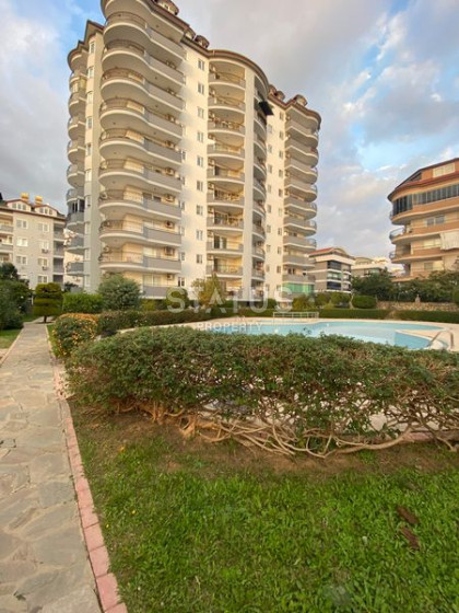 Просторная трёхкомнатная квартира с хорошей локацией в ОБА. 120м2 фото 1