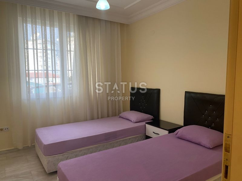 Spacious three-room apartment with a good location in OBA. 120m2 фото 10