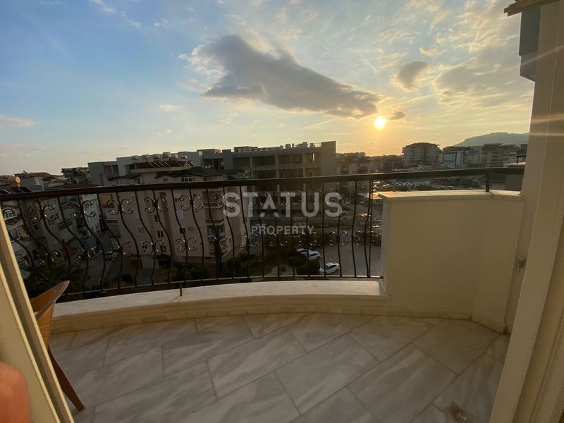 Spacious three-room apartment with a good location in OBA. 120m2 фото 14