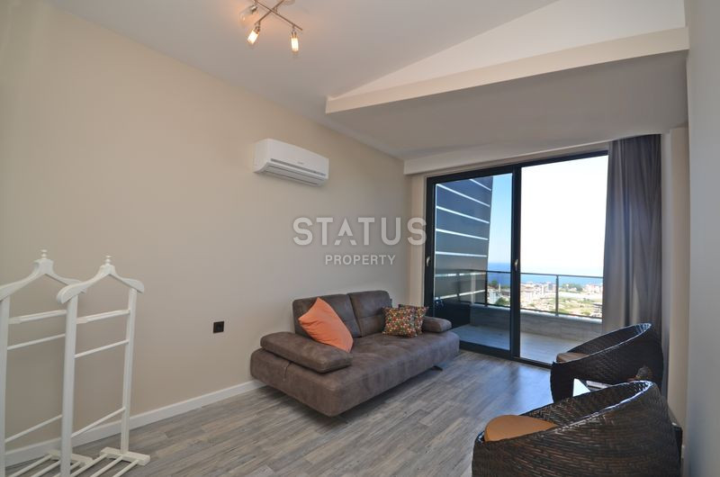 Beautiful spacious turnkey penthouse in Kargicak, 130 m2 фото 15