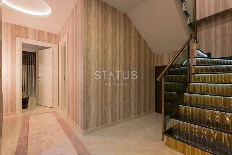 Luxurious penthouse with gorgeous views in Mahmutlar. 250m2 фото 19