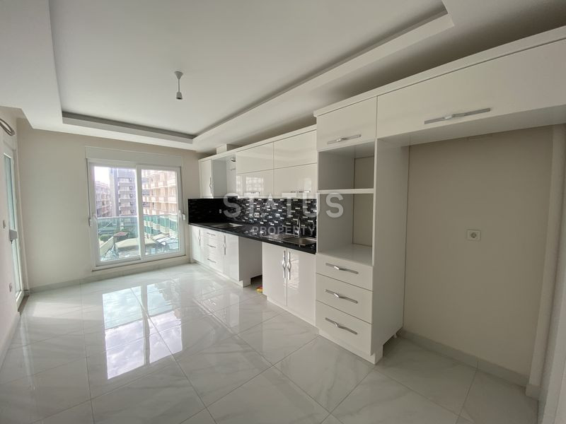 Светлая просторная квартира 3+1 с отдельной кухней в самом центре Махмутлара, 180 м2 фото 5