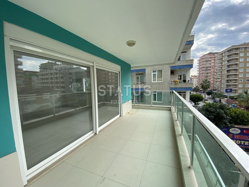 Светлая просторная квартира 3+1 с отдельной кухней в самом центре Махмутлара, 180 м2 фото 14