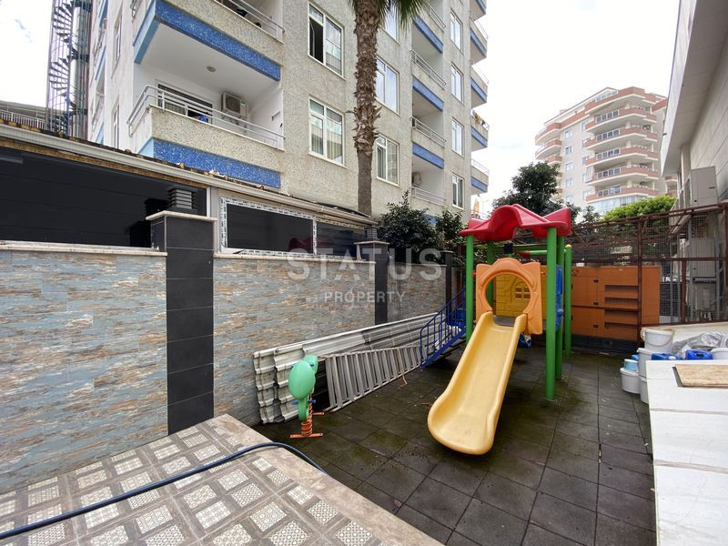 Светлая просторная квартира 3+1 с отдельной кухней в самом центре Махмутлара, 180 м2 фото 20