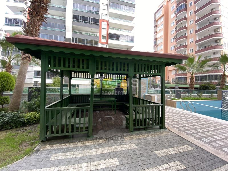 Светлая просторная квартира 3+1 с отдельной кухней в самом центре Махмутлара, 180 м2 фото 22