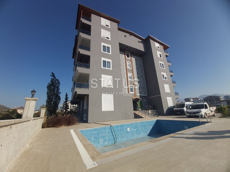 Просторная двухкомнатная квартира в 500м от моря в Газипаша. 65м2 фото 1