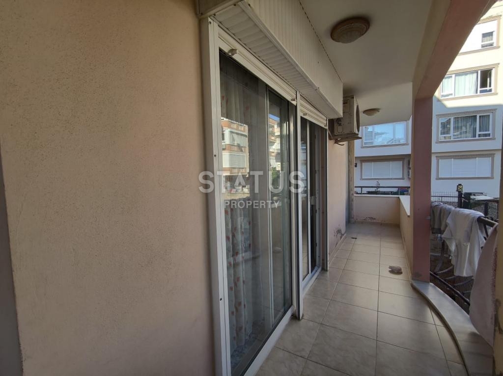 Просторная двухкомнатная квартира в центре города 700м от моря. 70м2 фото 12