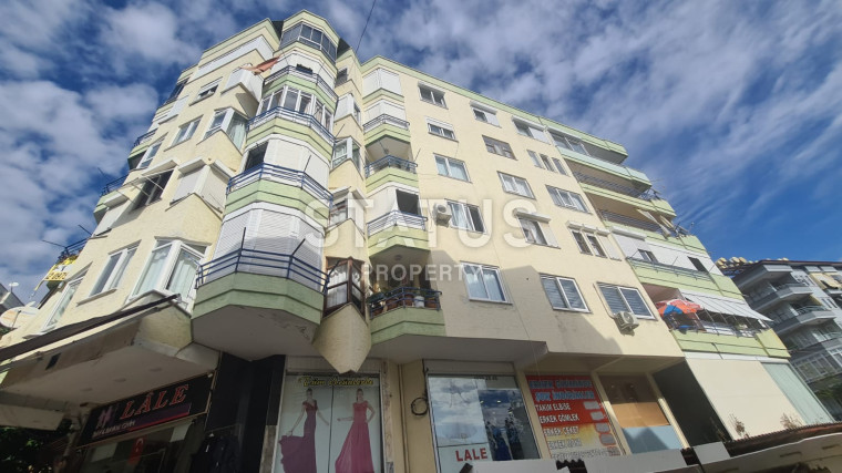 Четырёхкомнатная квартира в центре Аланьи в 250м от шикарных пляжей. 160м2 фото 1