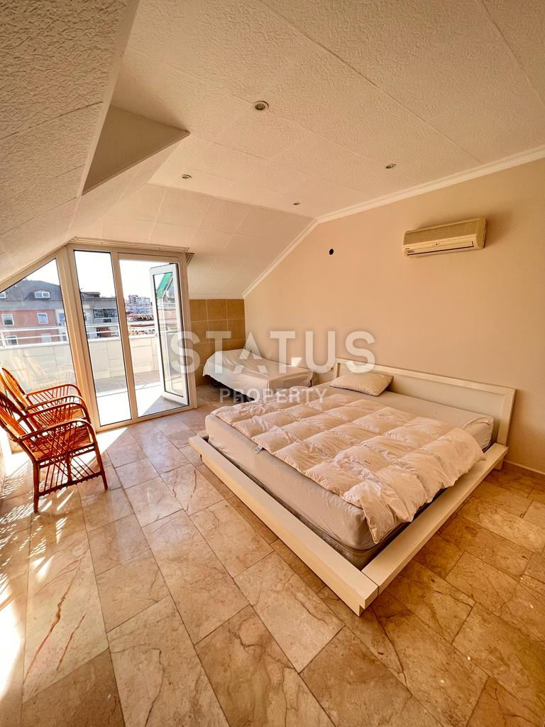 Three-room apartment in the center of Alanya with gorgeous views, 180m2 фото 12