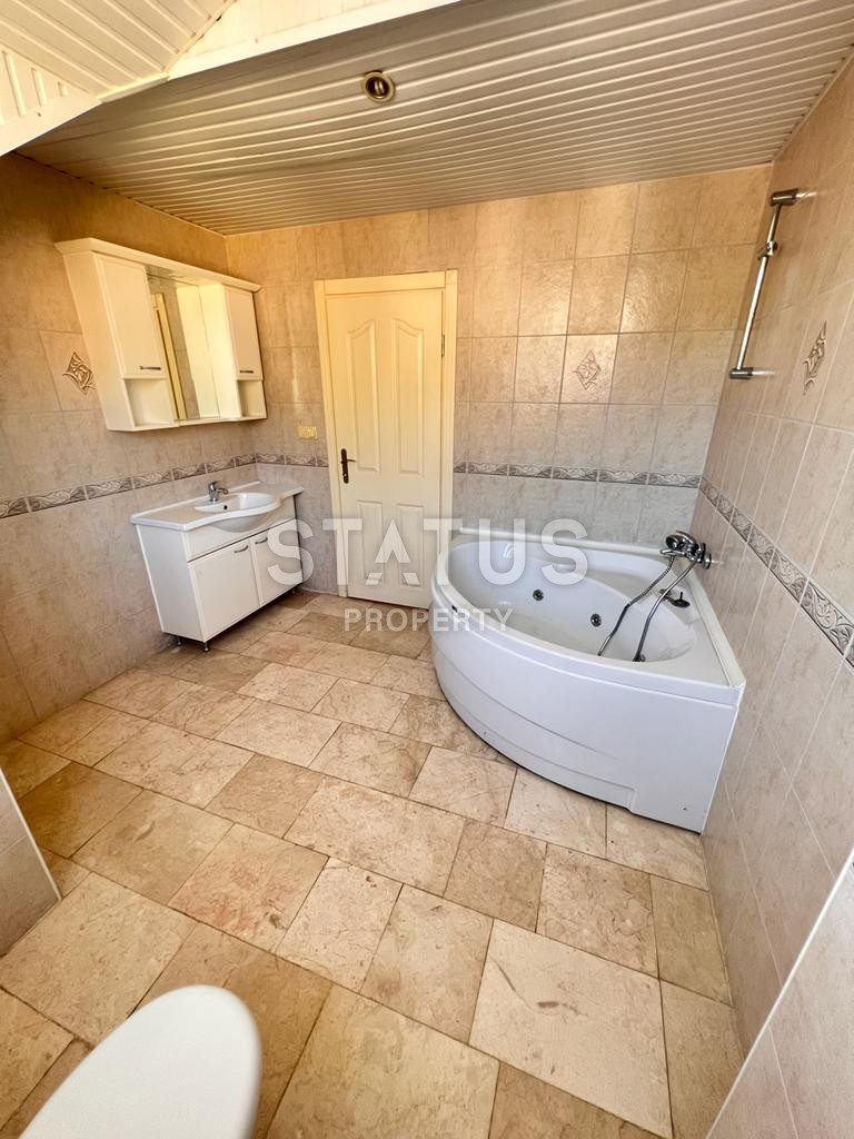 Three-room apartment in the center of Alanya with gorgeous views, 180m2 фото 15