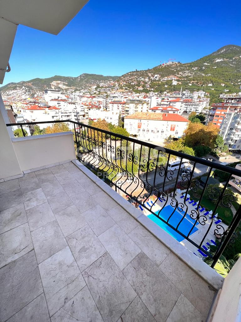 Three-room apartment in the center of Alanya with gorgeous views, 180m2 фото 24