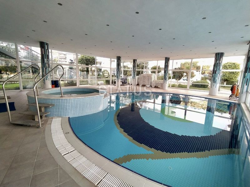 Двухуровневый дуплекс с джакузи 4+1 с видом на море в Джикджилли. 300м2 фото 17