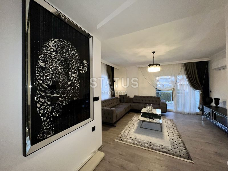 Реновированная квартира в доме городского типа с бассейном в центре Аланьи. 150м2 фото 5