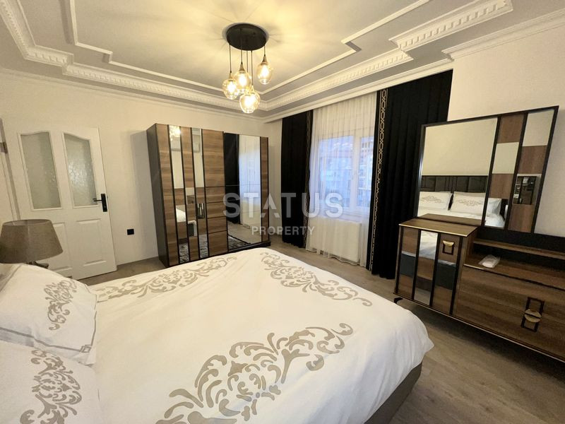 Реновированная квартира в доме городского типа с бассейном в центре Аланьи. 150м2 фото 10