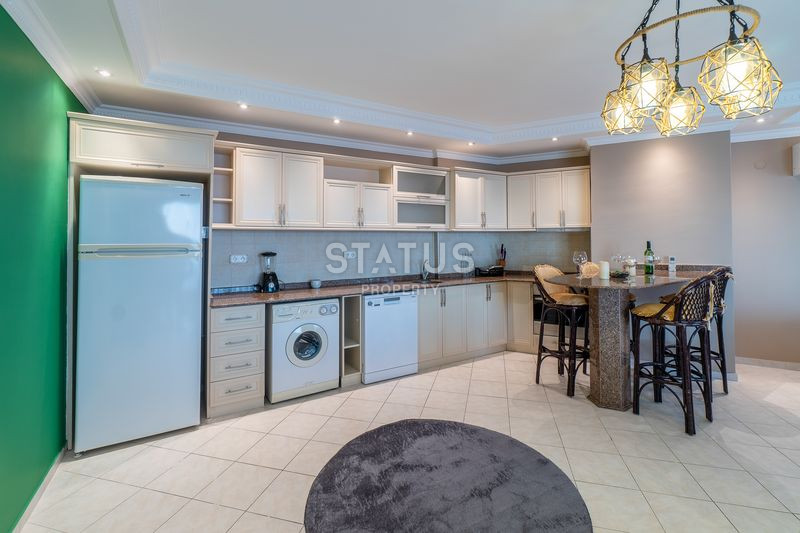 Уютная трёхкомнатная меблированная квартира 250м от моря в открытом районе Тосмур. 120м2 фото 9