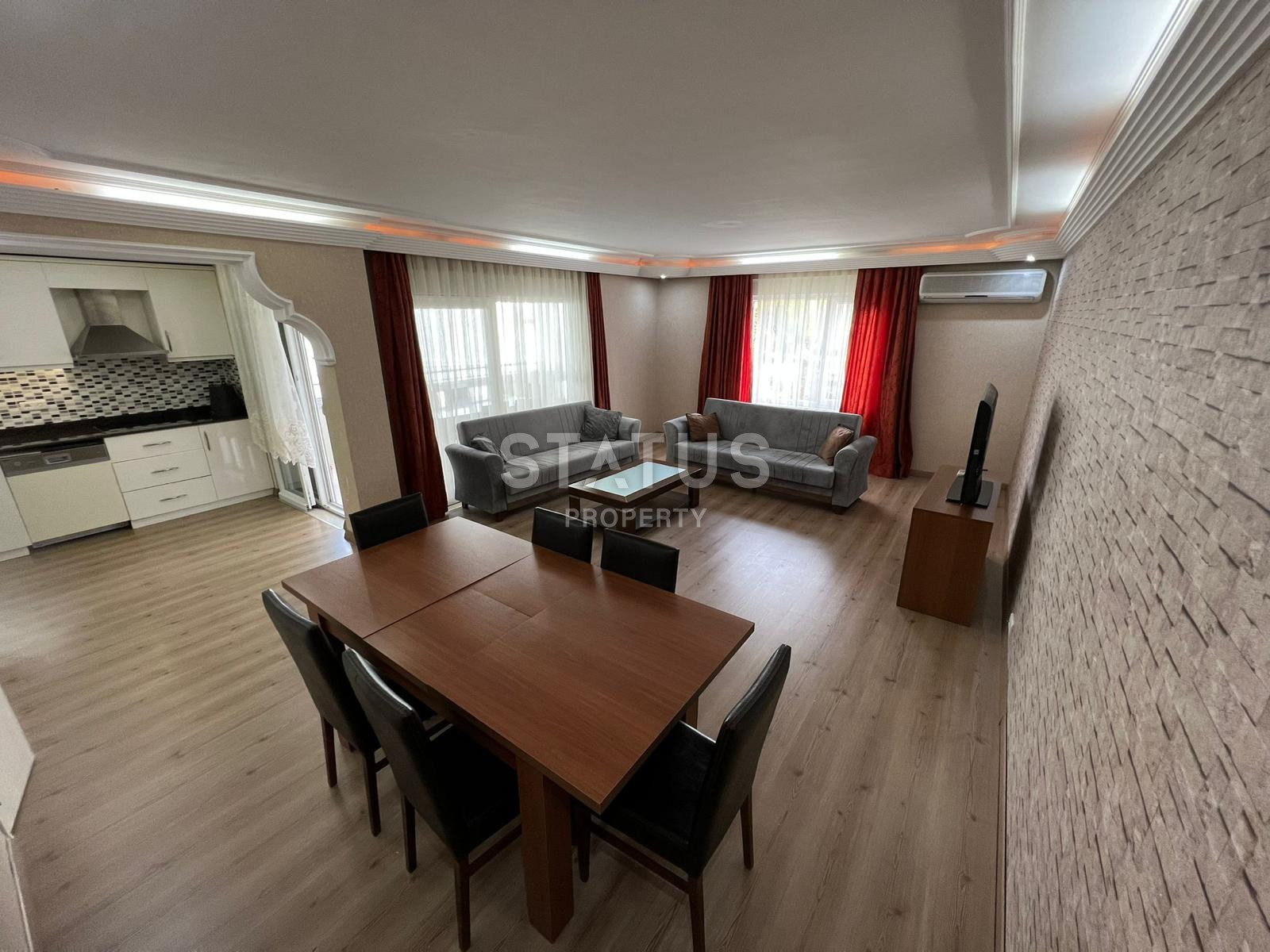 Просторная четырехкомнатная квартира в Обе, 220м2 фото 4