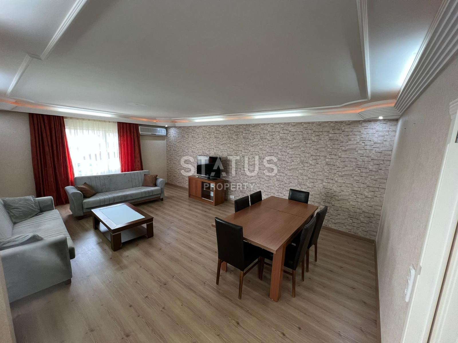 Просторная четырехкомнатная квартира в Обе, 220м2 фото 5