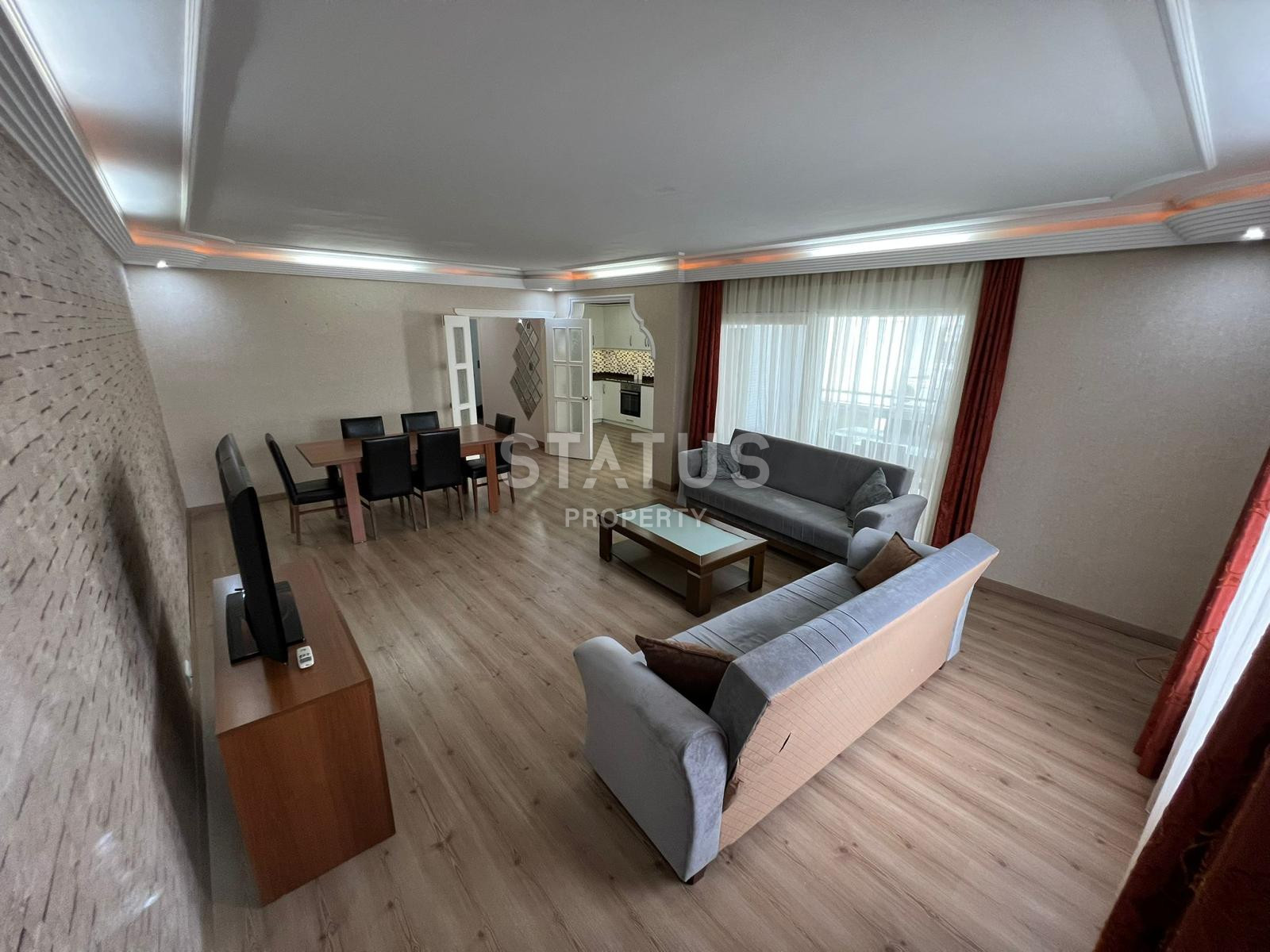 Просторная четырехкомнатная квартира в Обе, 220м2 фото 7