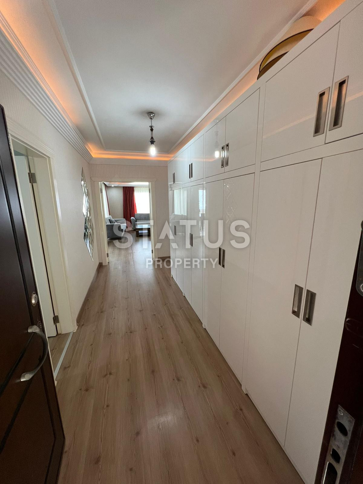 Просторная четырехкомнатная квартира в Обе, 220м2 фото 8