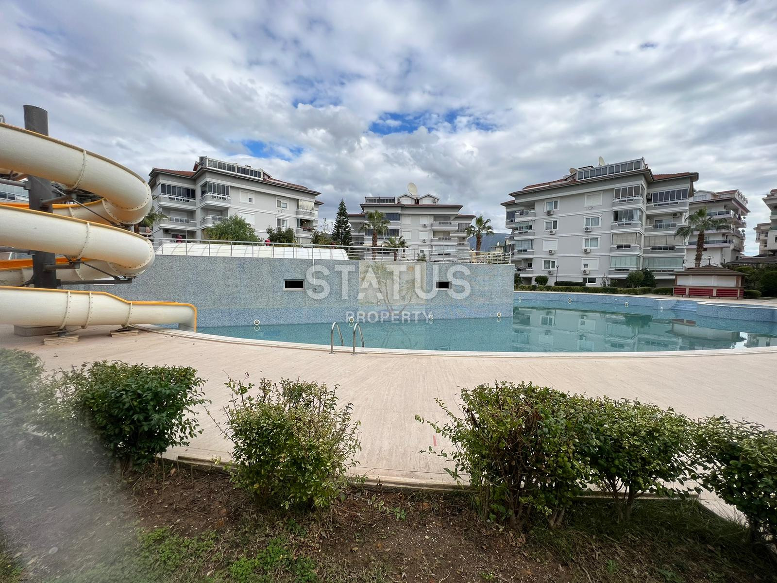 Просторная четырехкомнатная квартира в Обе, 220м2 фото 32