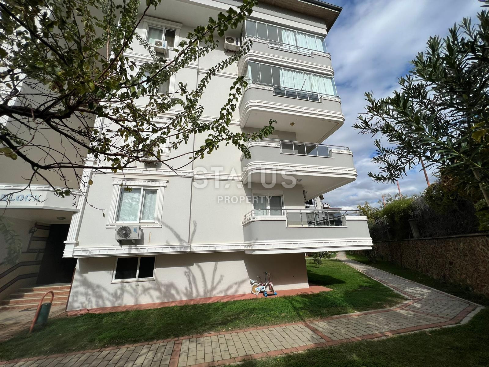 Просторная четырехкомнатная квартира в Обе, 220м2 фото 38