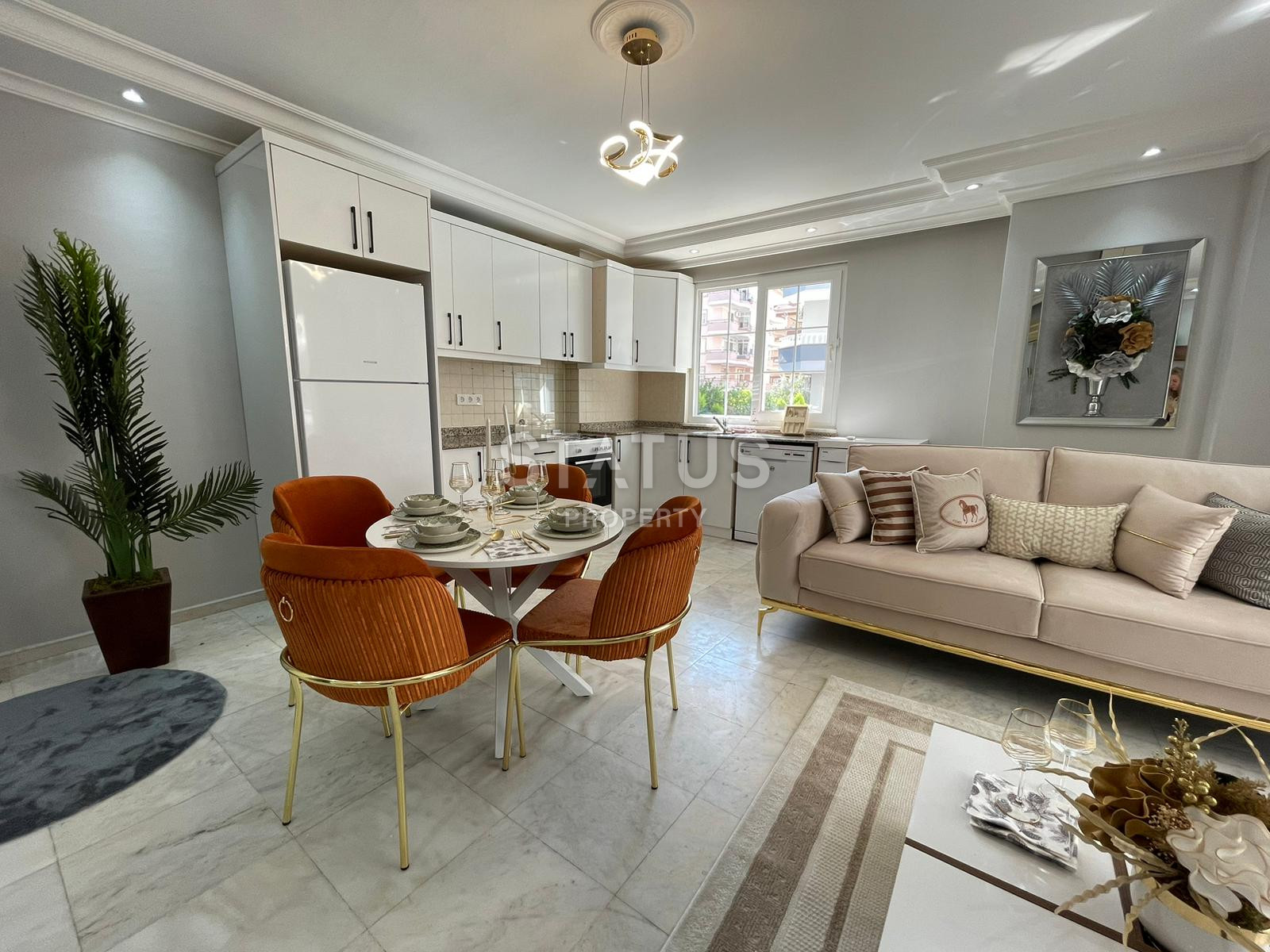 Трехкомнатные апартаменты в 300м от моря в районе Оба, 110м2 фото 1