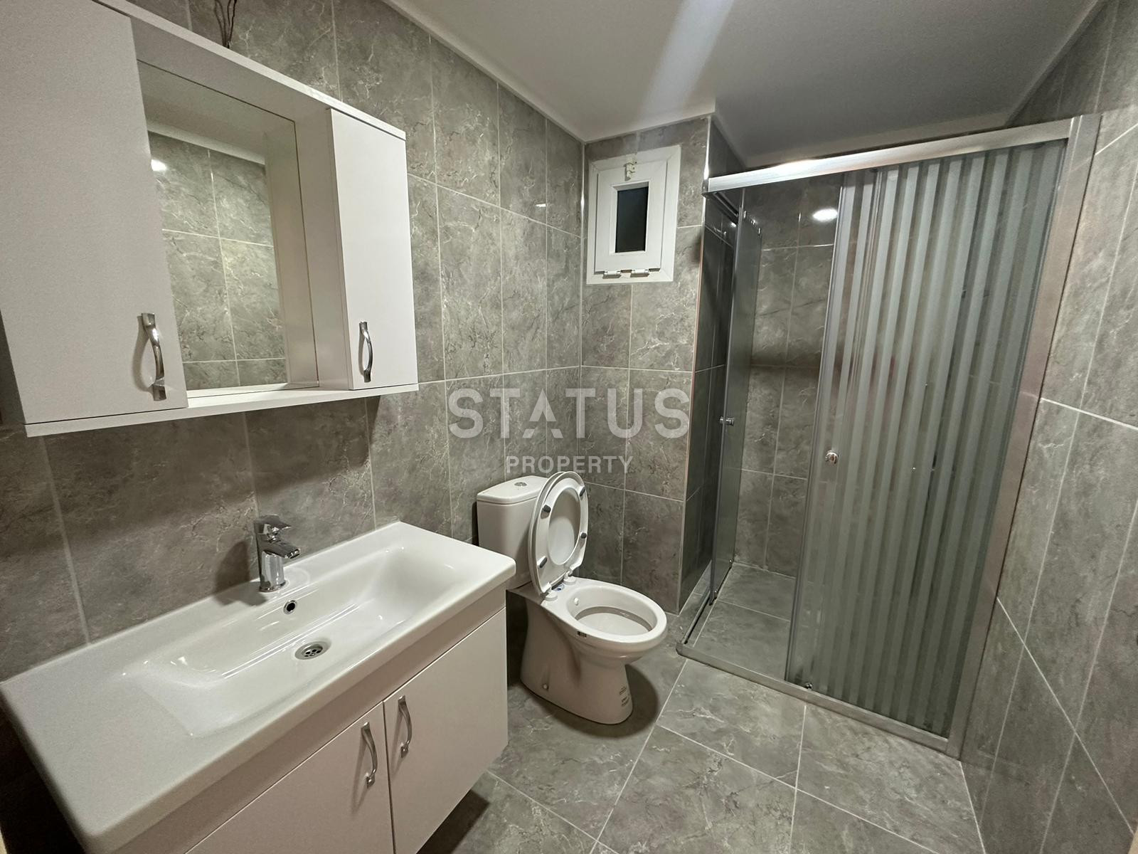 Просторная трёхкомнатная меблированная квартира 200м от моря в открытом районе Тосмур. 110м2 фото 12