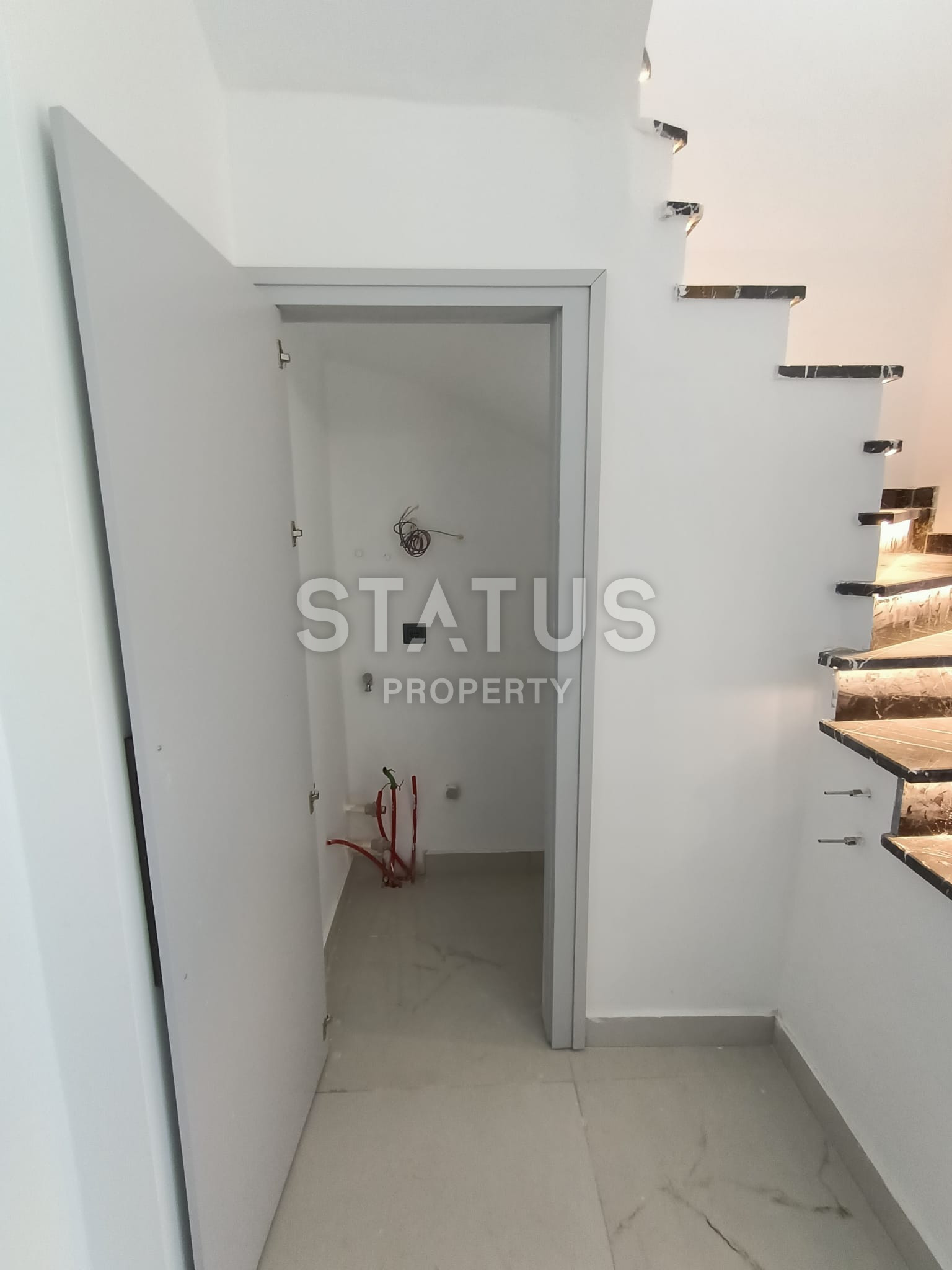 Двухуровневые квартиры с собственным садом в 200м от моря в бутик комплексе в Каргыджаке. 114м2 -140м2 фото 15