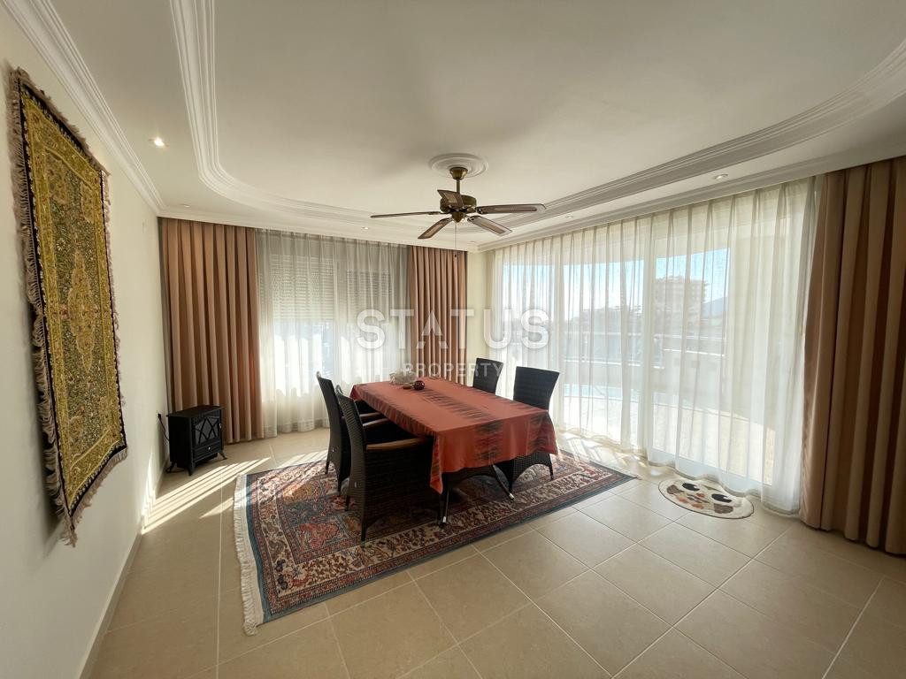 Spacious three-room apartment with sea and mountain views in Cikcilli, 120m2 фото 5