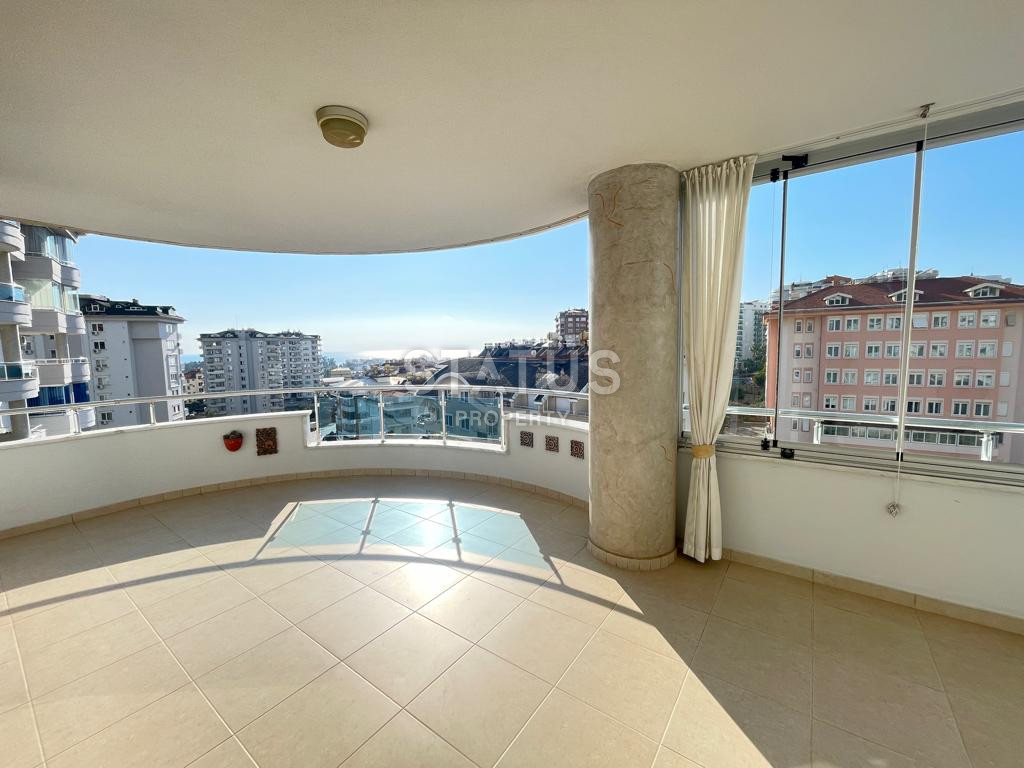Spacious three-room apartment with sea and mountain views in Cikcilli, 120m2 фото 10