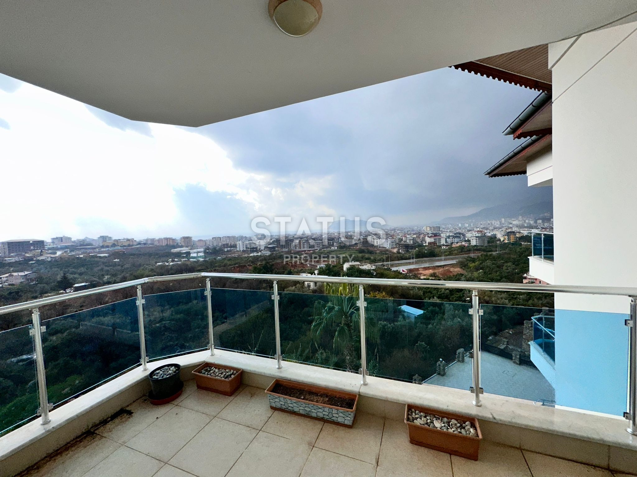 4+1 with sea view for the price of 2+1 in the top OBE. 200m2 фото 25