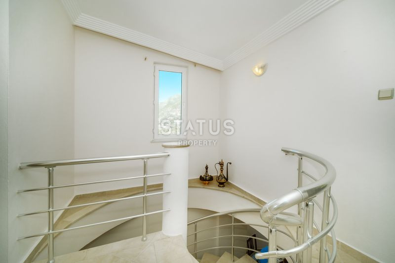 Просторный дуплекс 3+1 в районе Бекташ, 220 м2 фото 27