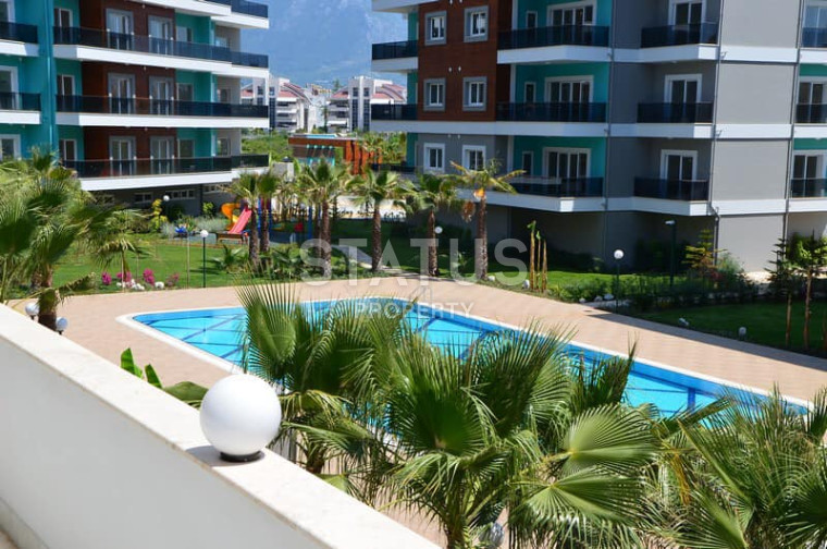 Пятикомнатная меблированная квартира в 750м от моря в районе Оба.240 м2 фото 1