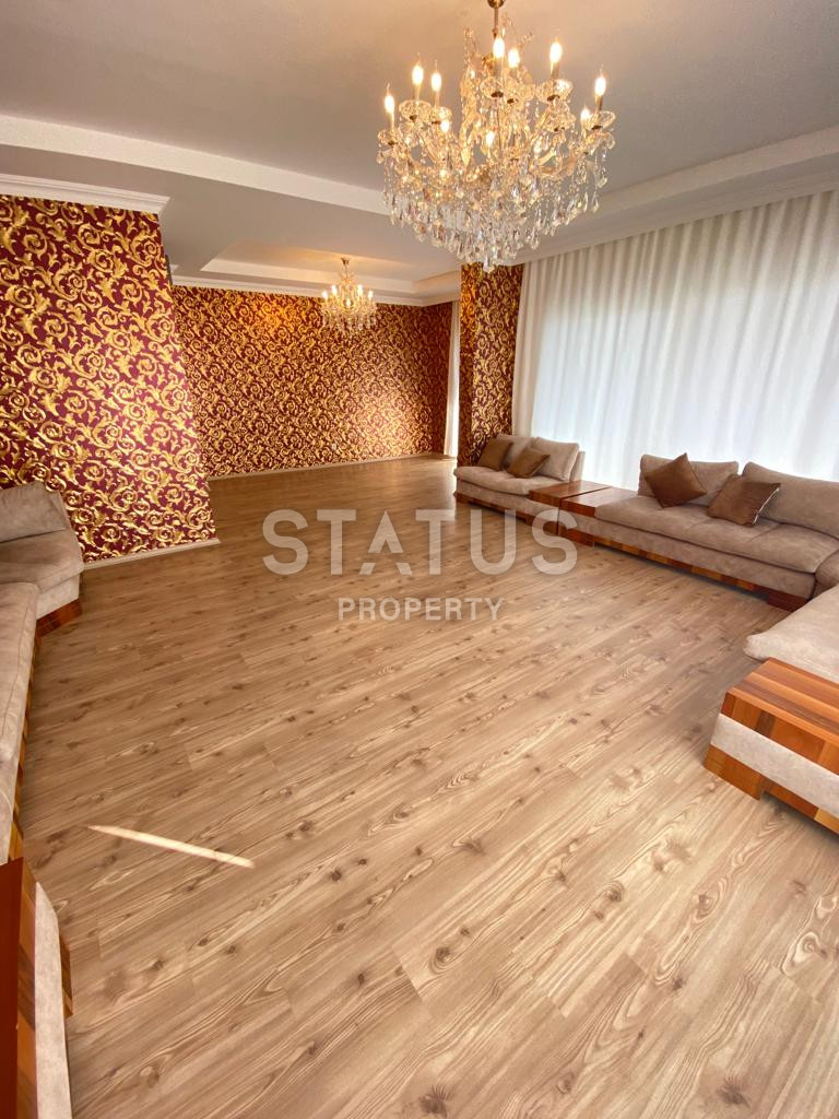 Пятикомнатная меблированная квартира в 750м от моря в районе Оба.240 м2 фото 25