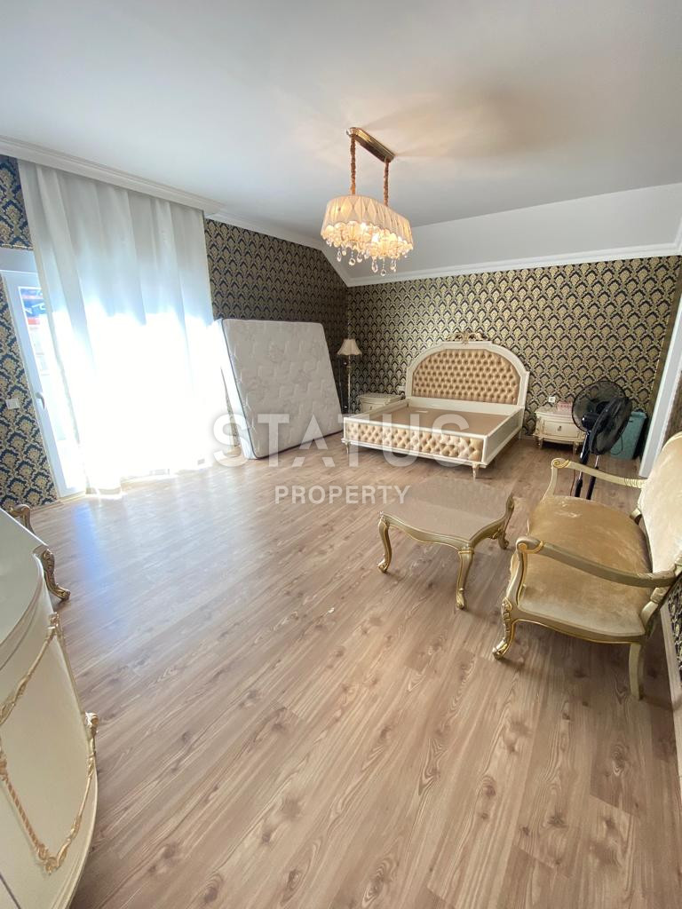 Пятикомнатная меблированная квартира в 750м от моря в районе Оба.240 м2 фото 32